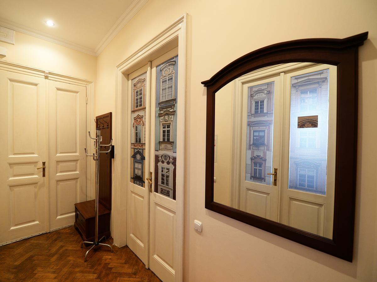 The Historical Family Nest In City Centre ลวีฟ ภายนอก รูปภาพ