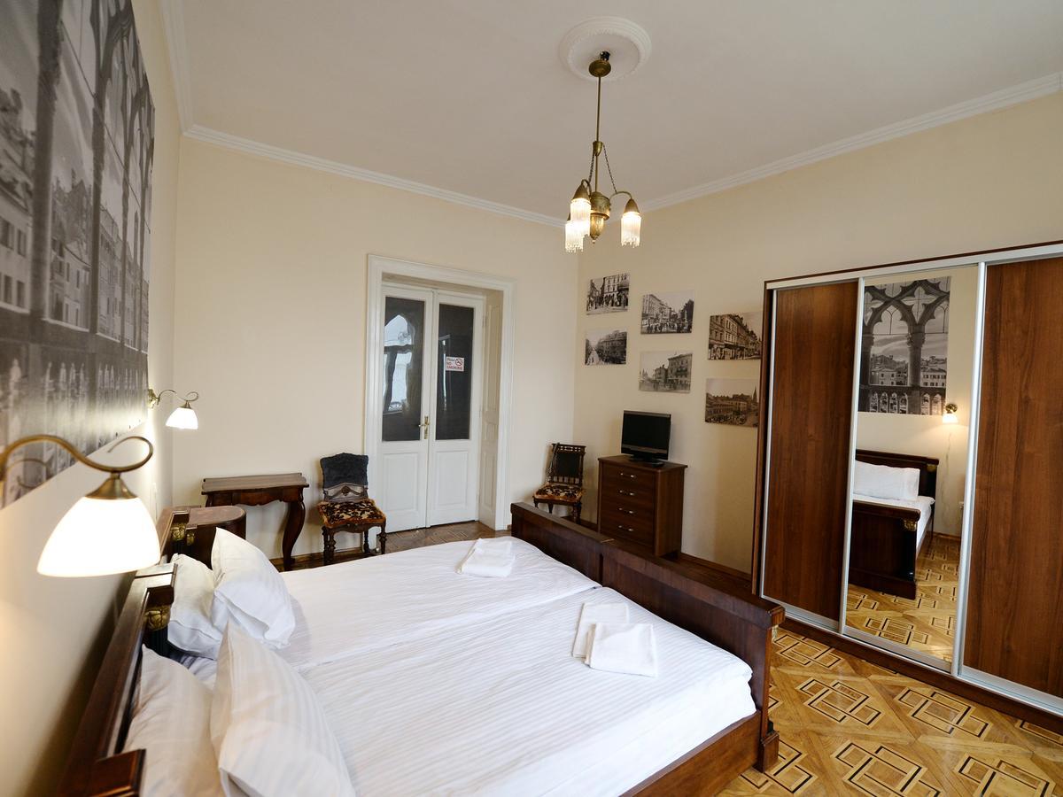The Historical Family Nest In City Centre ลวีฟ ภายนอก รูปภาพ